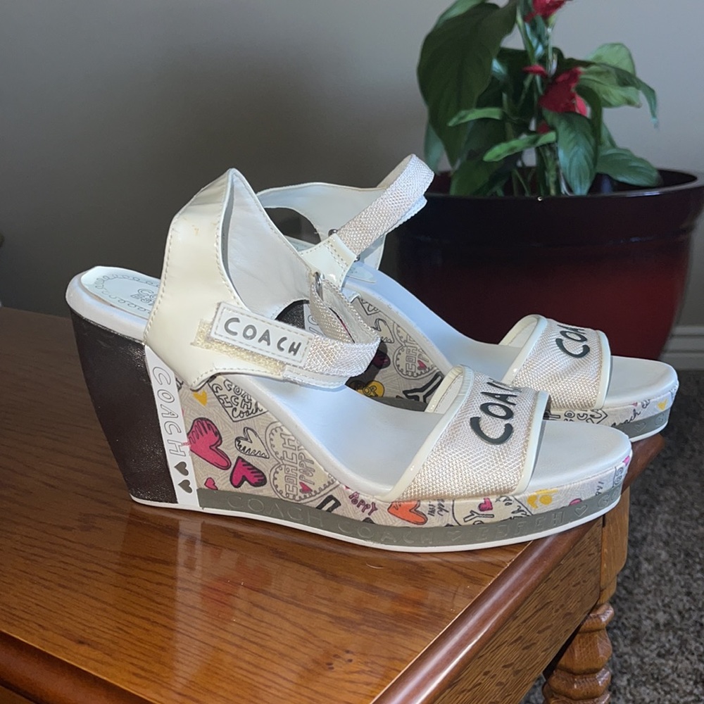 Coach Addisen Poppy Graffiti Summer Wedge Sandal Leather Canvas